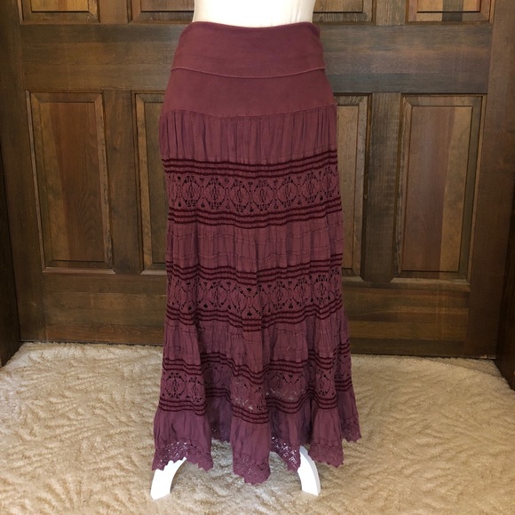 Cute Options Dresses & Skirts - Burgundy skirt Cute Options Dresses & Skirts - Burgundy skirt